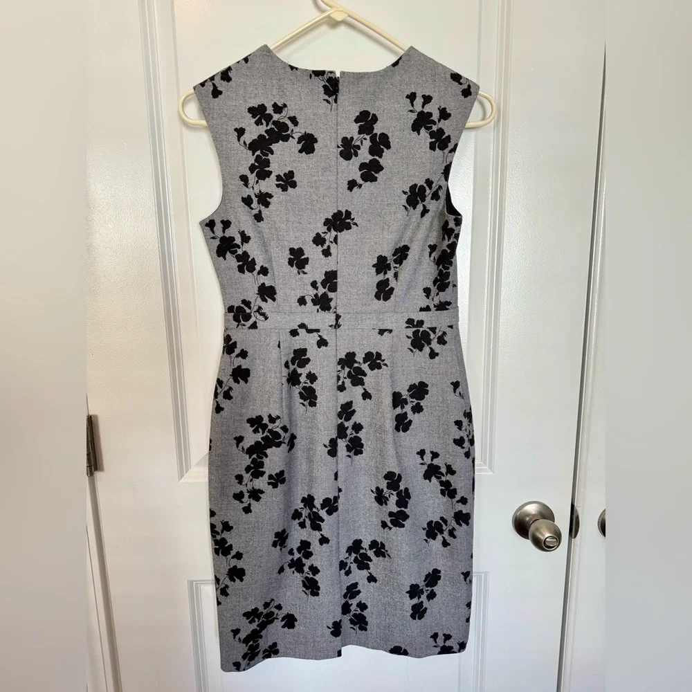 Ann Taylor Black Floral on Gray Dress - Picture 2 of 4